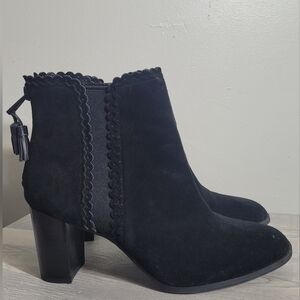 Alex Marie Boots With Scalloped Edges in Black Suade Size 8